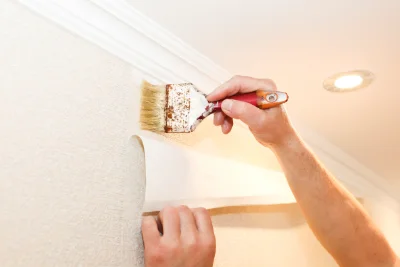 Pose de papier peint à Morienne — revêtements muraux et toiles de verre
